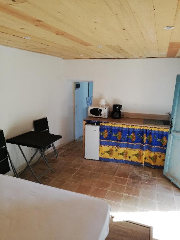 Domaine Des Bruguieres Villa Entrecasteaux Room photo